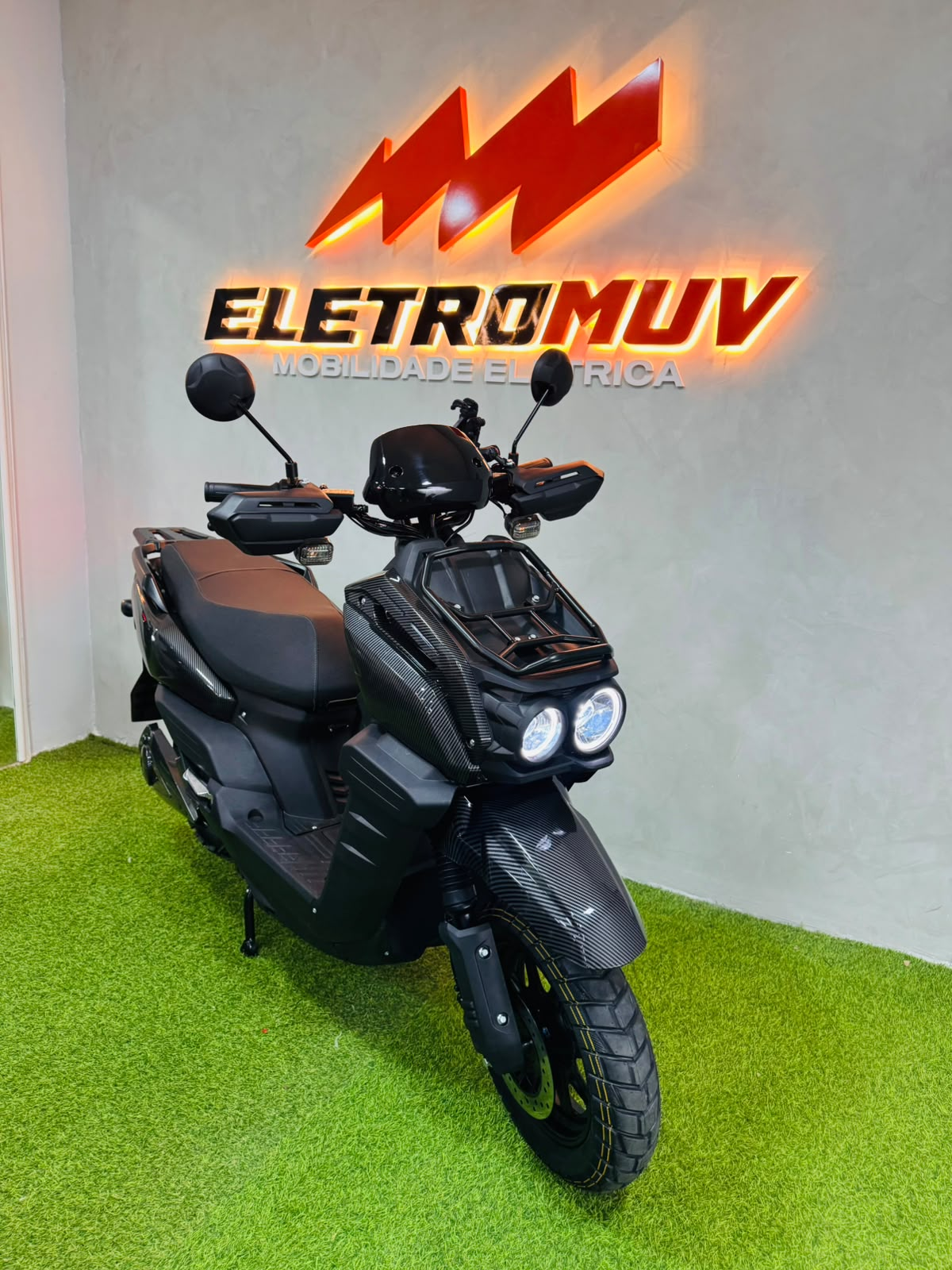 Scooter elétrica Tanque GS 1000w preta