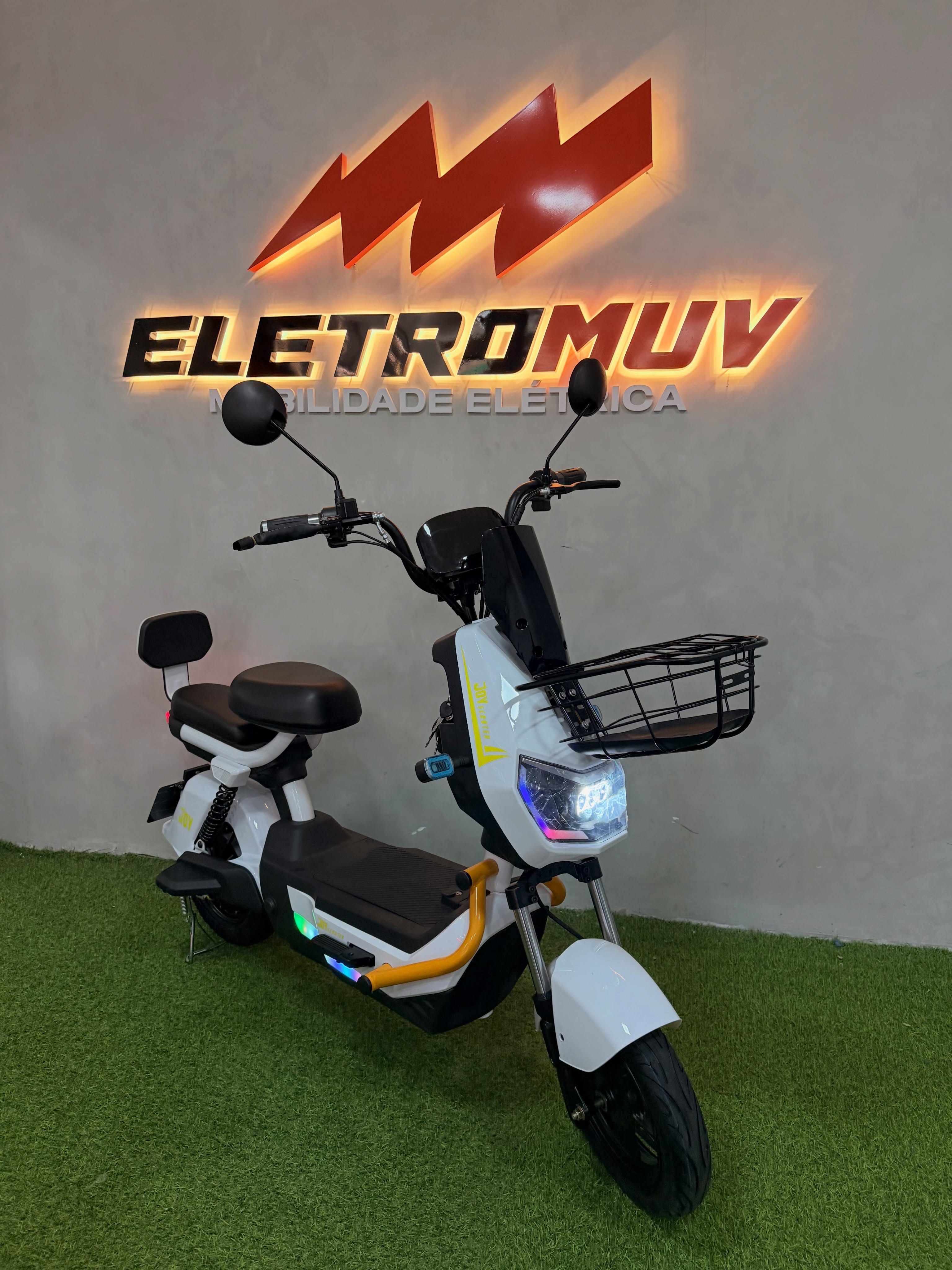 Scooter elétrica Y2 800W branca